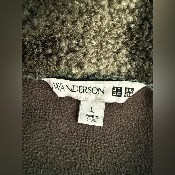 JW Anderson x Uniqlo windproof outer fleece printed jacket - Picture 5 of 8